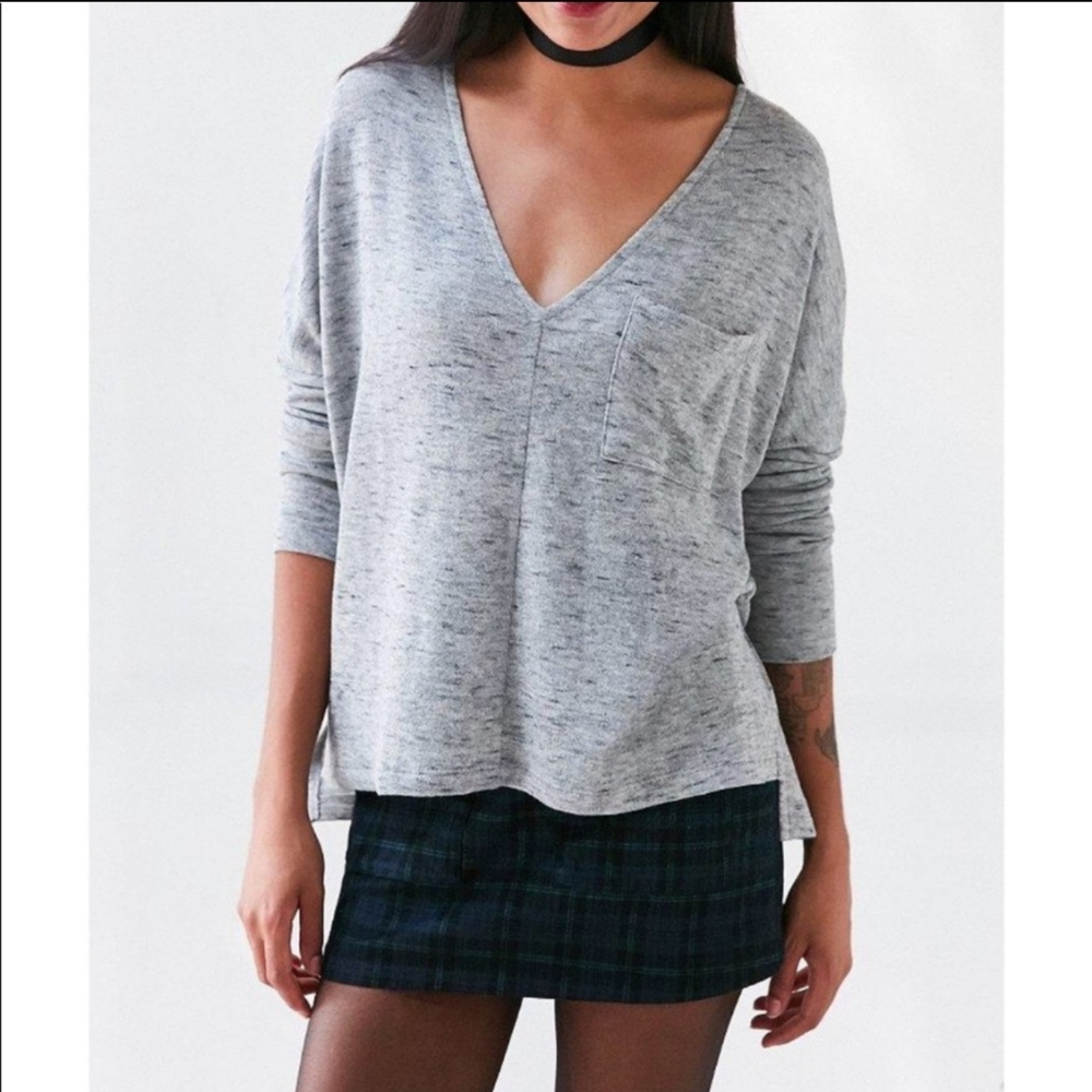 Urban Outfitters BDG Grey Blake Pullover VNeck Top